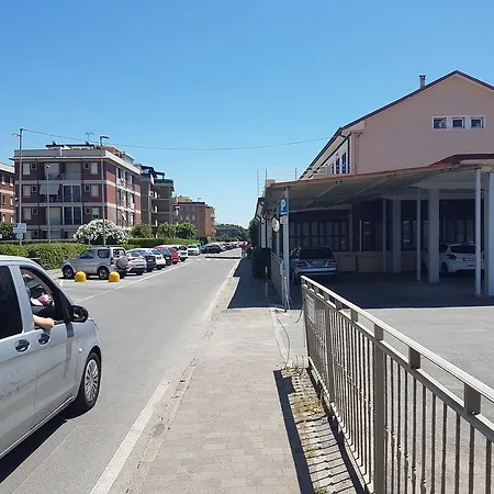 公寓 Nel Mare 马里内拉迪萨尔扎纳